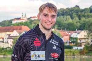 Erste auch in der 23. Saison zweitklassig